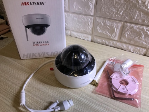 Camera IP Dome DS-2CD2121G1-IDW1